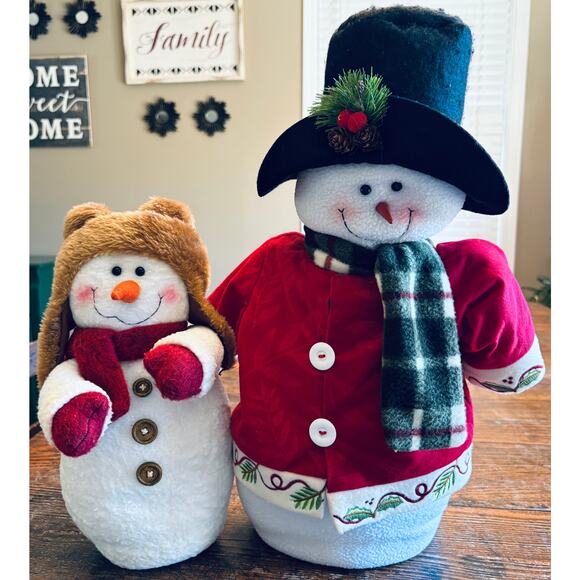 Pair of JCPenney Home Collection festive beanie bottom standing snowmen decor - Picture 1 of 10